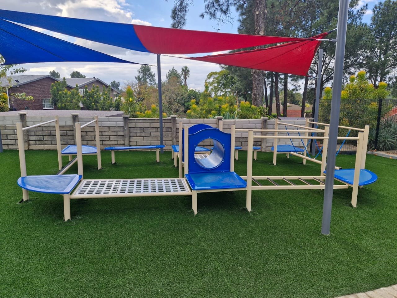 Heavy-duty obstacle course